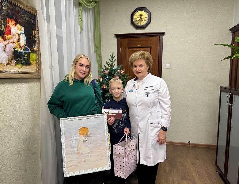 Исполнила мечту 10-летнего Михаила в рамках всероссийской акции "Елка желаний"
